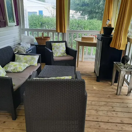Mobile Camping St Pierre Des Horts Hyeres